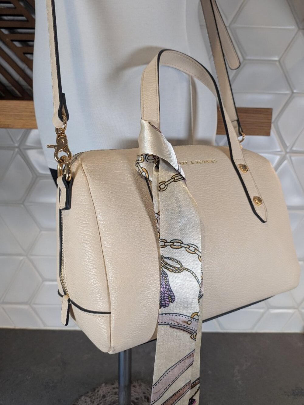 Poppy & Peonies Out Satchel Crossbody Vegan Leather Handbag + Scarf Cream